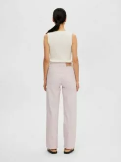 Selected Femme Neuletoppi 'LYDIA' 15 Selected Femme Neuletoppi 'LYDIA' -Selected Femme Myymälä 2090c00ef43d04244b5c311f2c423a5a