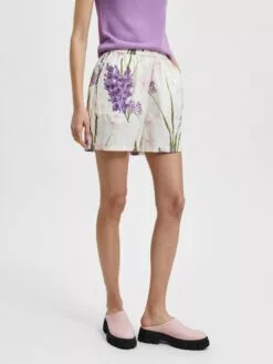 Selected Femme Regular Housut 'Topa' 13 Selected Femme Regular Housut 'Topa' -Selected Femme Myymälä 641ee982f4e42b997792e89b90dbfe8c