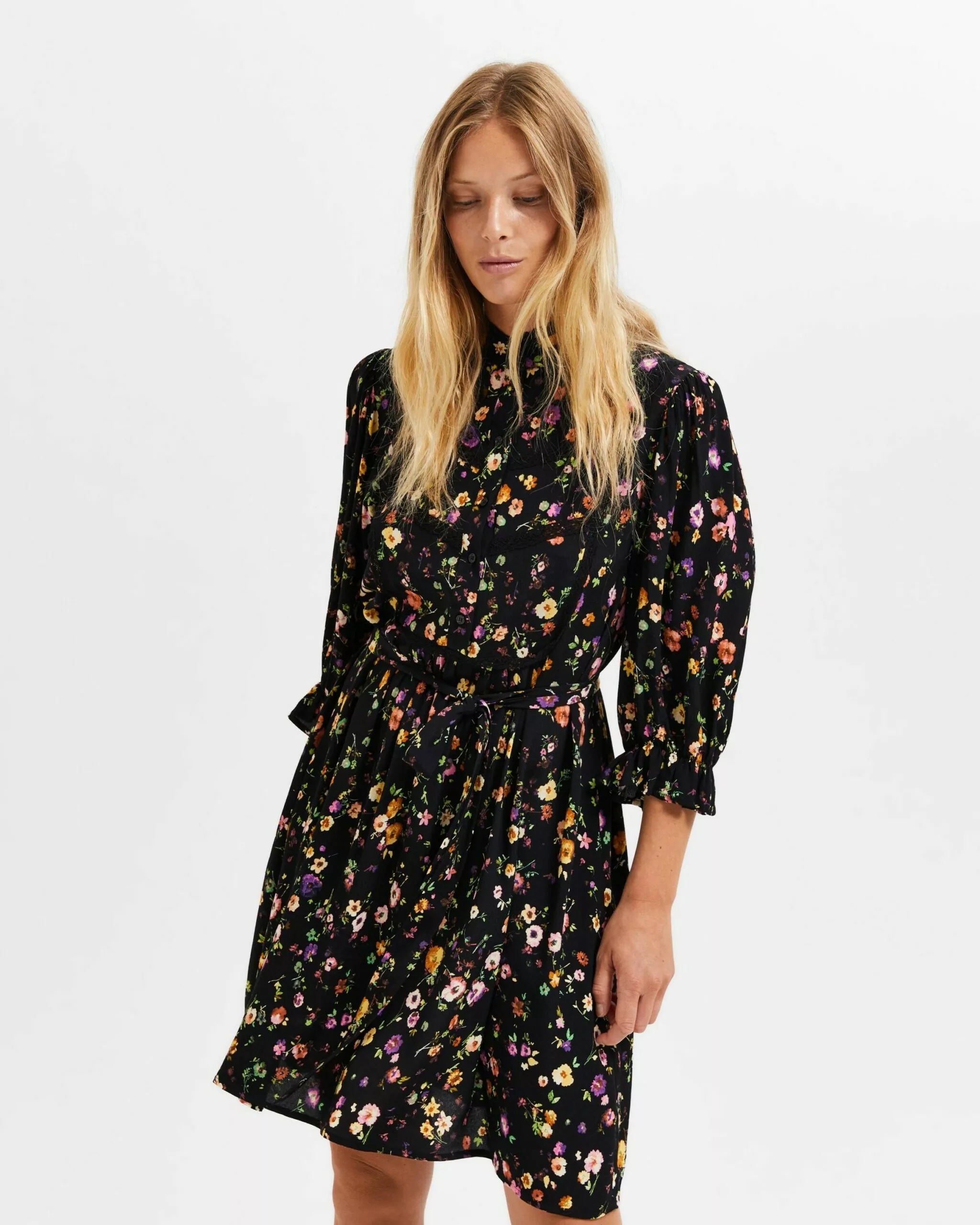 Selected Femme Puseromekko 'Jyn' 3 Selected Femme Puseromekko 'Jyn'