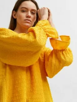 Selected Femme Pusero 'Lissy' 13 Selected Femme Pusero 'Lissy' -Selected Femme Myymälä 82ef572b997c4bee8ccbb8ca32a30e3b