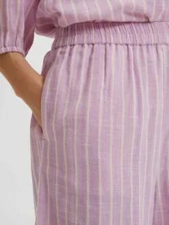 Selected Femme Loosefit Housut 'Helina' -Selected Femme Myymälä 918f341ad911f5fdaa53bbc57d6104f2