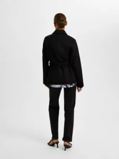 Selected Femme Välikausitakki 'TARA' 14 Selected Femme Välikausitakki 'TARA' -Selected Femme Myymälä be4e7757f62c7f23a70aee4063d4d901