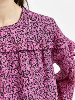 Selected Femme Pusero 'Quira' -Selected Femme Myymälä d0be4f0371f9b423180bec1675fea1c7